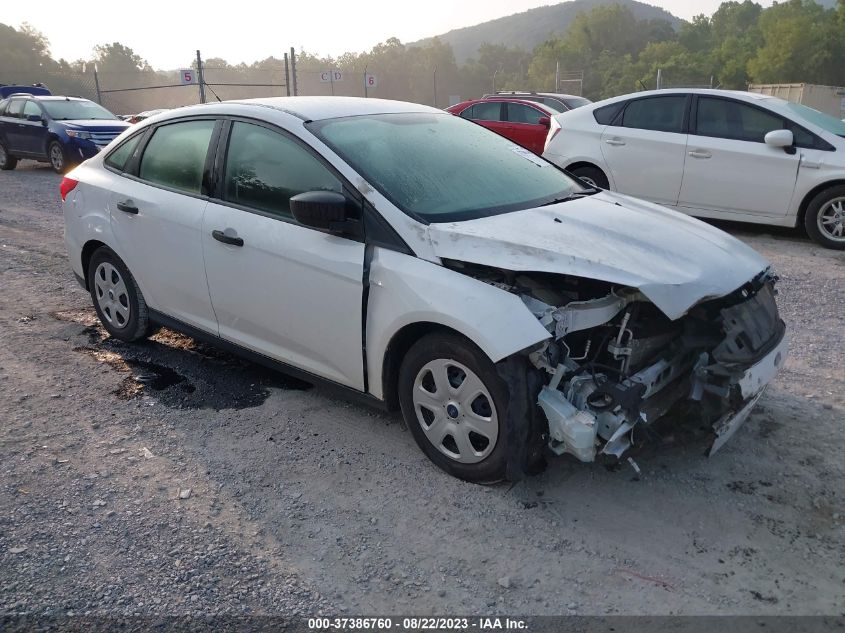 FORD FOCUS 2018 1fadp3e20jl238901