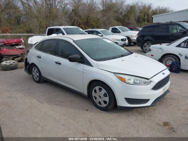 FORD FOCUS 2016 1fadp3e21gl270975