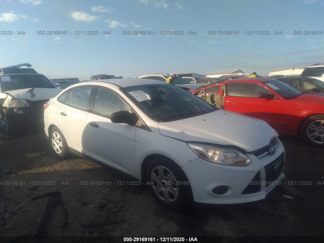 FORD FOCUS 2014 1fadp3e22el318318