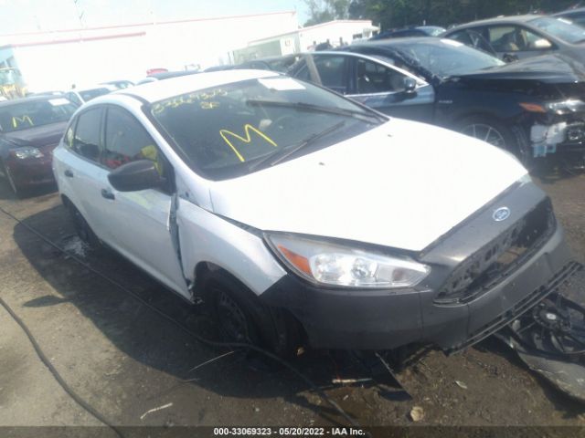 FORD FOCUS 2015 1fadp3e22fl276699