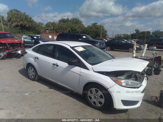 FORD FOCUS 2016 1fadp3e22gl266384