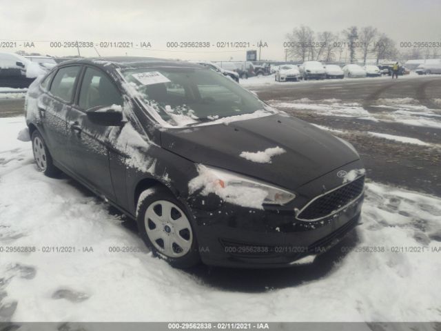 FORD FOCUS 2018 1fadp3e22jl227494