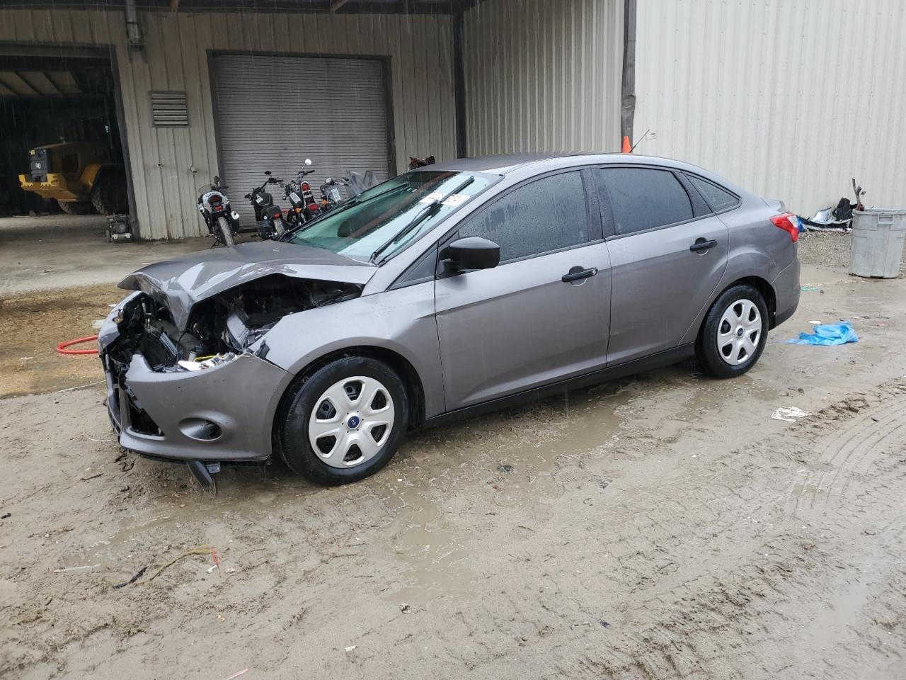 FORD FOCUS 2013 1fadp3e23dl260458