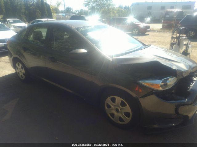 FORD FOCUS 2015 1fadp3e23fl310584