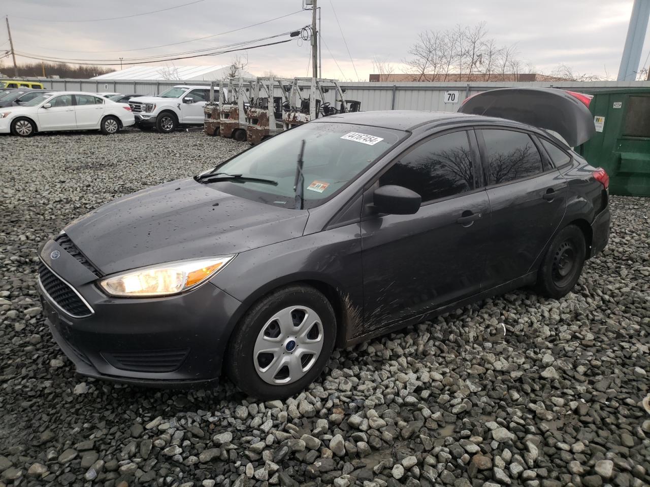 FORD FOCUS 2017 1fadp3e23hl256643