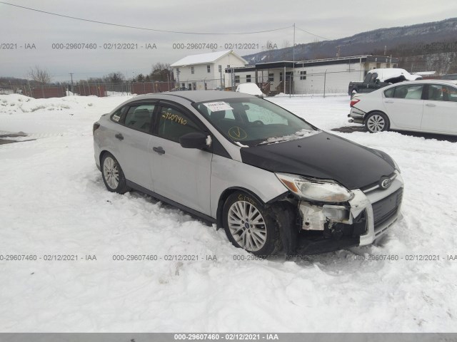 FORD FOCUS 2014 1fadp3e24el306557