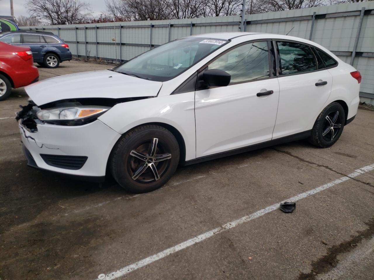 FORD FOCUS 2015 1fadp3e24fl229836