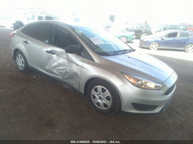 FORD FOCUS 2016 1fadp3e24gl216148