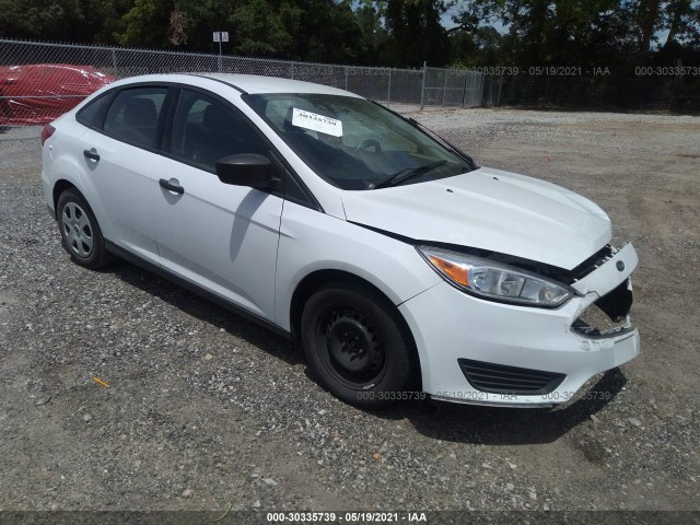 FORD FOCUS 2016 1fadp3e24gl277516