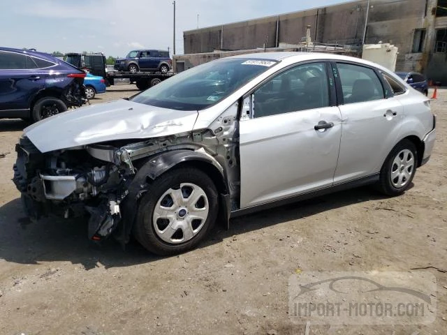 FORD FOCUS 2016 1fadp3e24gl348830