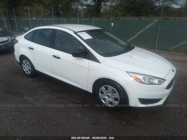 FORD FOCUS 2017 1fadp3e24hl252570