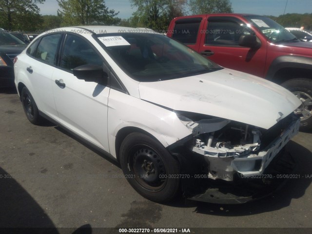 FORD FOCUS 2017 1fadp3e24hl335710