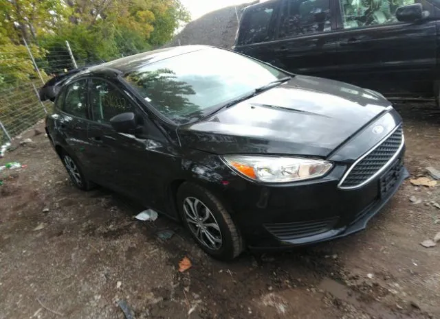 FORD FOCUS 2018 1fadp3e24jl203827