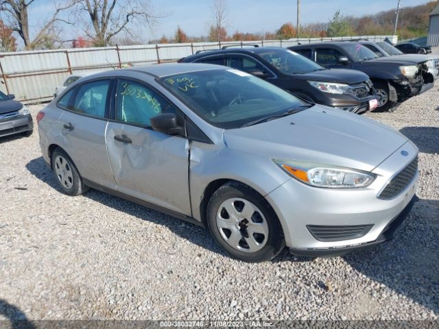 FORD FOCUS 2015 1fadp3e25fl367479