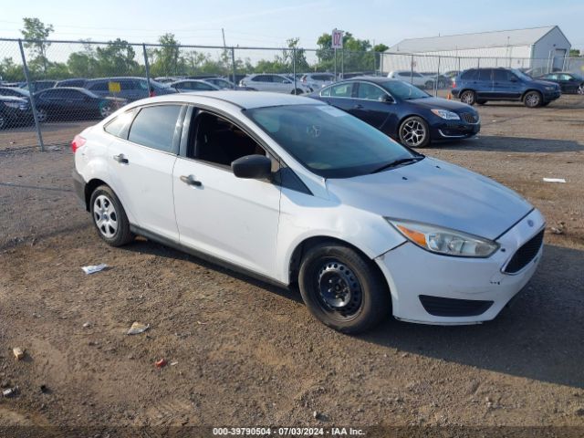 FORD FOCUS 2016 1fadp3e25gl251524