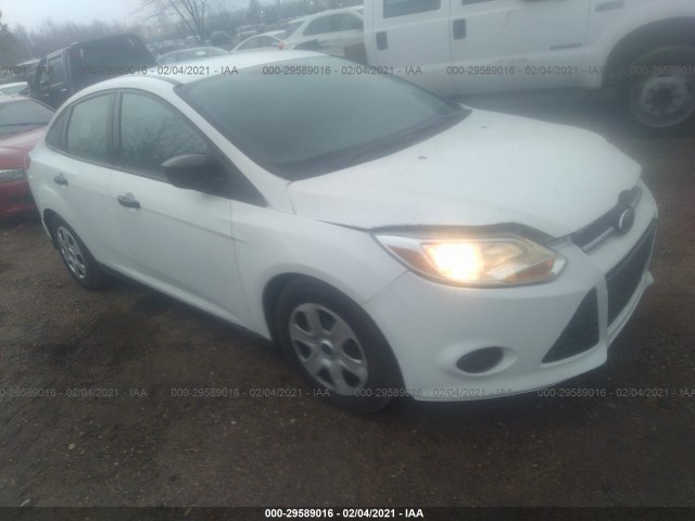 FORD FOCUS 2014 1fadp3e26el139120