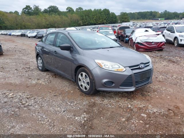 FORD FOCUS 2014 1fadp3e26el299675