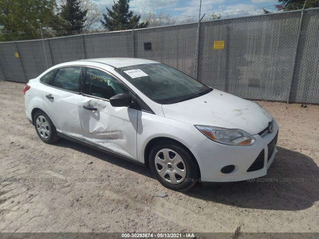 FORD FOCUS 2014 1fadp3e26el390848