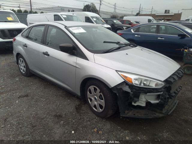 FORD FOCUS 2015 1fadp3e26fl350190