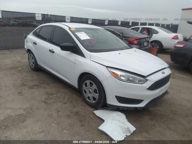 FORD FOCUS 2016 1fadp3e26gl262385