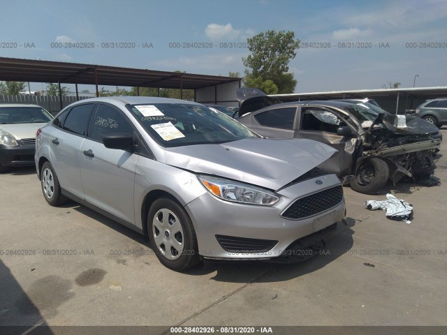 FORD FOCUS 2016 1fadp3e26gl324562