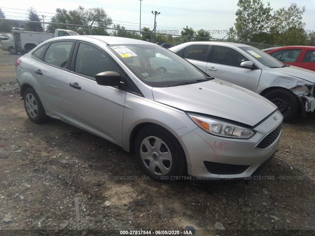 FORD FOCUS 2017 1fadp3e26hl256992