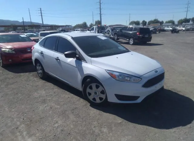 FORD FOCUS 2018 1fadp3e26jl205210