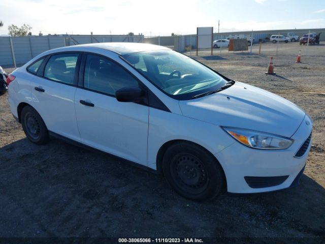 FORD FOCUS 2018 1fadp3e26jl225022