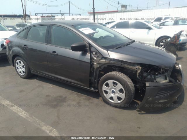 FORD FOCUS 2018 1fadp3e26jl230513