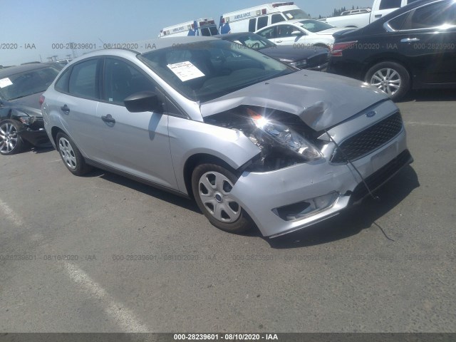 FORD FOCUS 2018 1fadp3e26jl230902