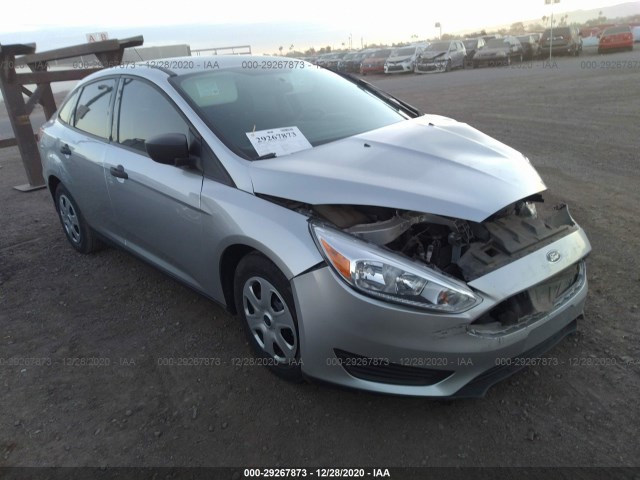 FORD FOCUS 2018 1fadp3e26jl293451