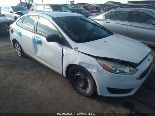 FORD FOCUS 2015 1fadp3e27fl255380