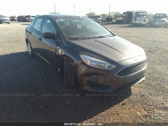 FORD FOCUS 2016 1fadp3e27gl203605