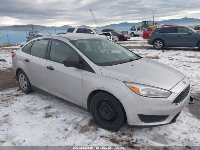 FORD FOCUS 2016 1fadp3e27gl282824