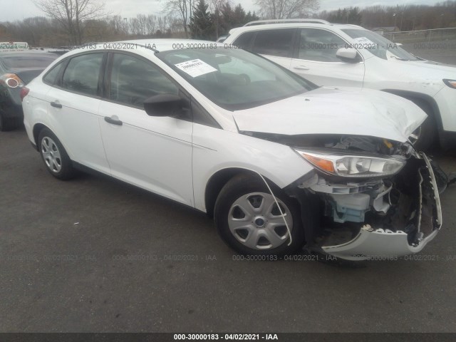 FORD FOCUS 2016 1fadp3e27gl384544