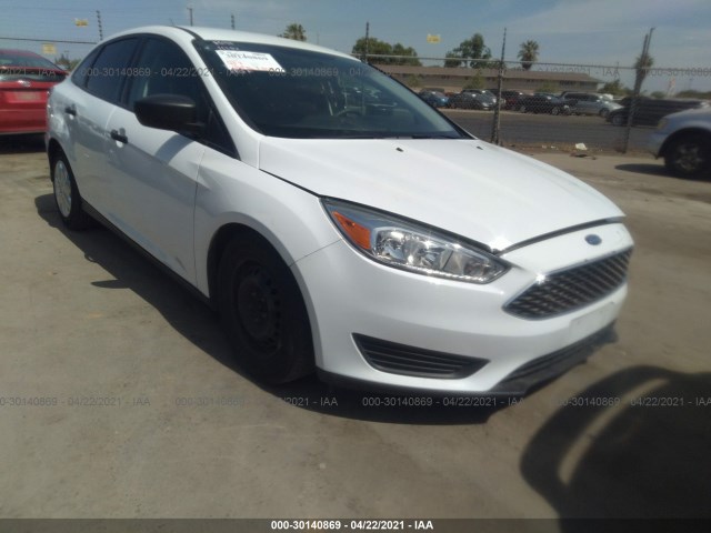 FORD FOCUS 2016 1fadp3e27gl396077