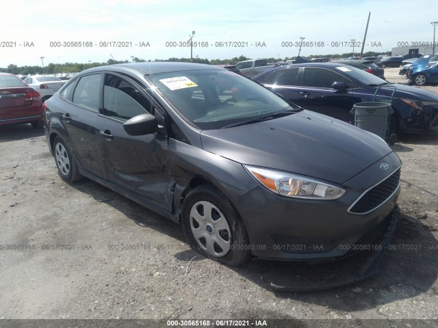 FORD FOCUS 2017 1fadp3e27hl338200