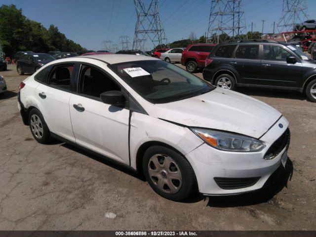 FORD FOCUS 2015 1fadp3e28fl259020