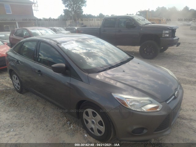 FORD FOCUS 2013 1fadp3e29dl198581