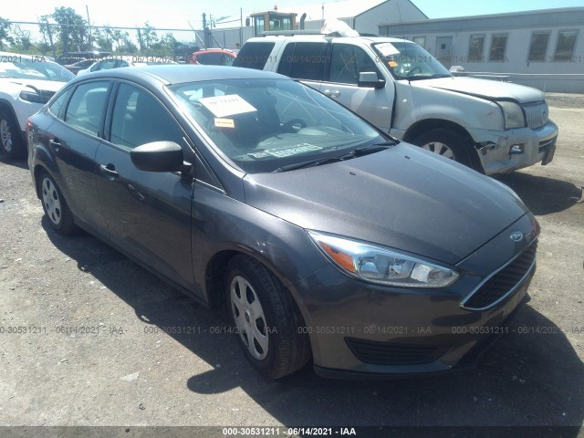 FORD FOCUS 2015 1fadp3e29fl260449