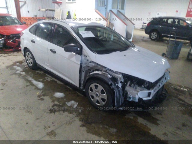 FORD FOCUS 2016 1fadp3e2xgl361517