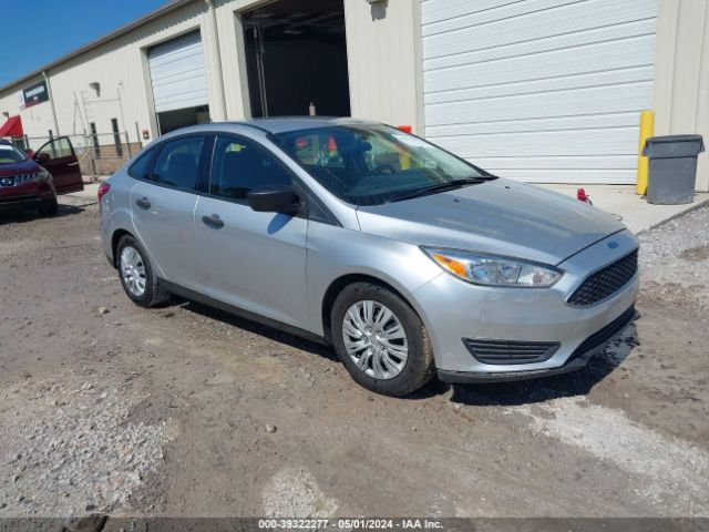 FORD FOCUS 2018 1fadp3e2xjl242793