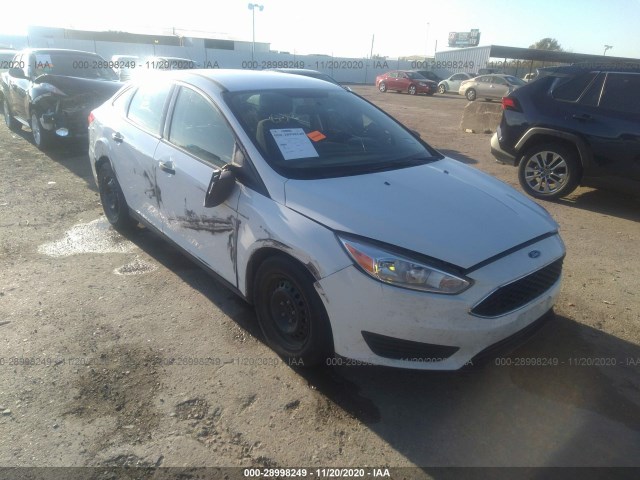 FORD FOCUS 2018 1fadp3e2xjl244284