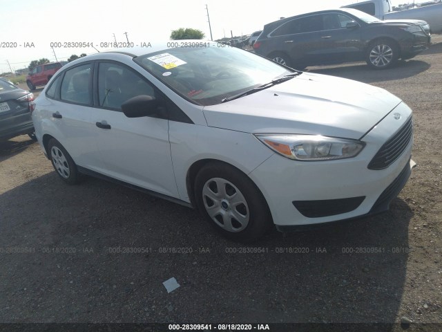 FORD FOCUS 2018 1fadp3e2xjl255169