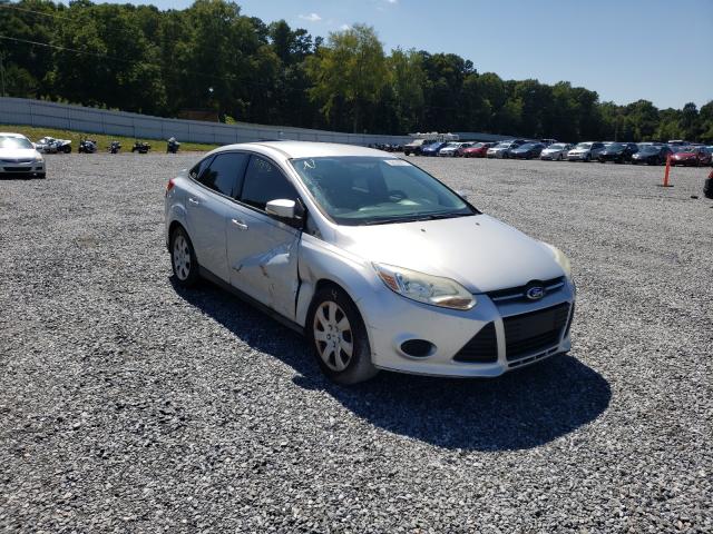 FORD FOCUS SE 2013 1fadp3f20dl129714