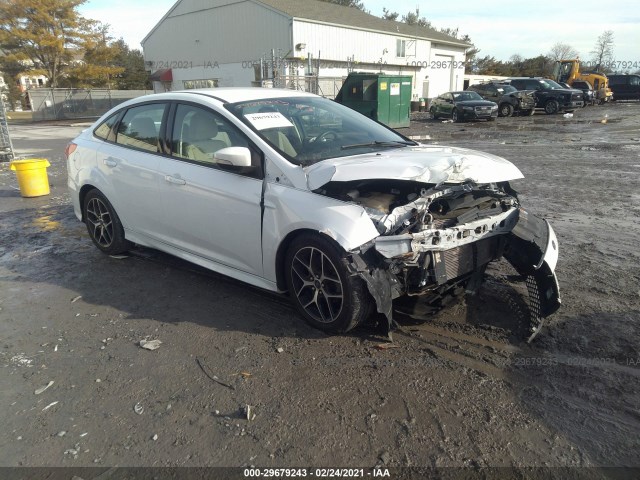 FORD FOCUS 2015 1fadp3f20fl213552