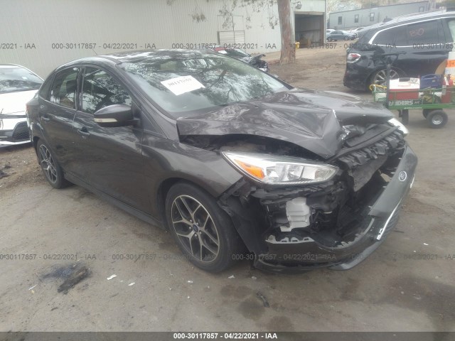 FORD FOCUS 2015 1fadp3f20fl221019