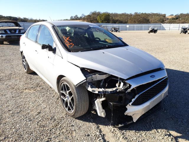 FORD FOCUS SE 2015 1fadp3f20fl221229