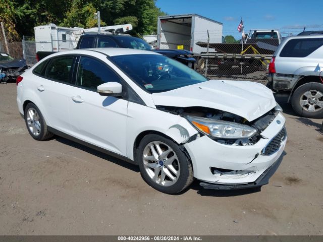 FORD FOCUS 2015 1fadp3f20fl228178