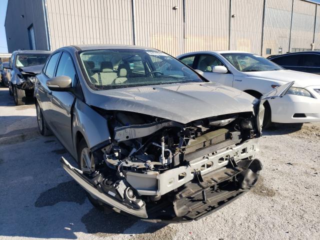 FORD FOCUS SE 2015 1fadp3f20fl345694